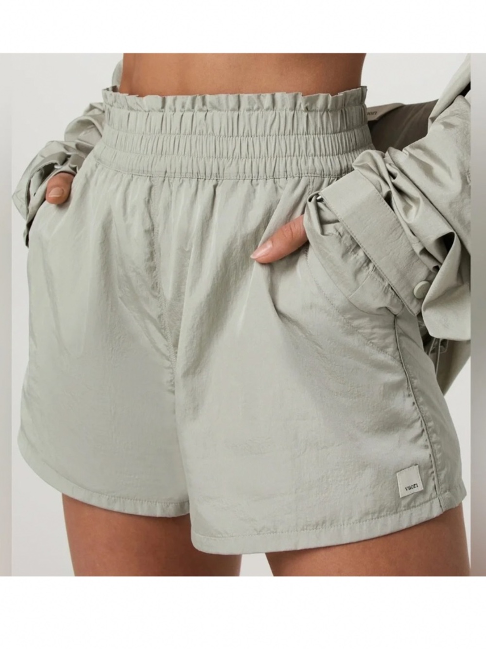 Vuori dash elevate short 3” Size XS Fits S Too